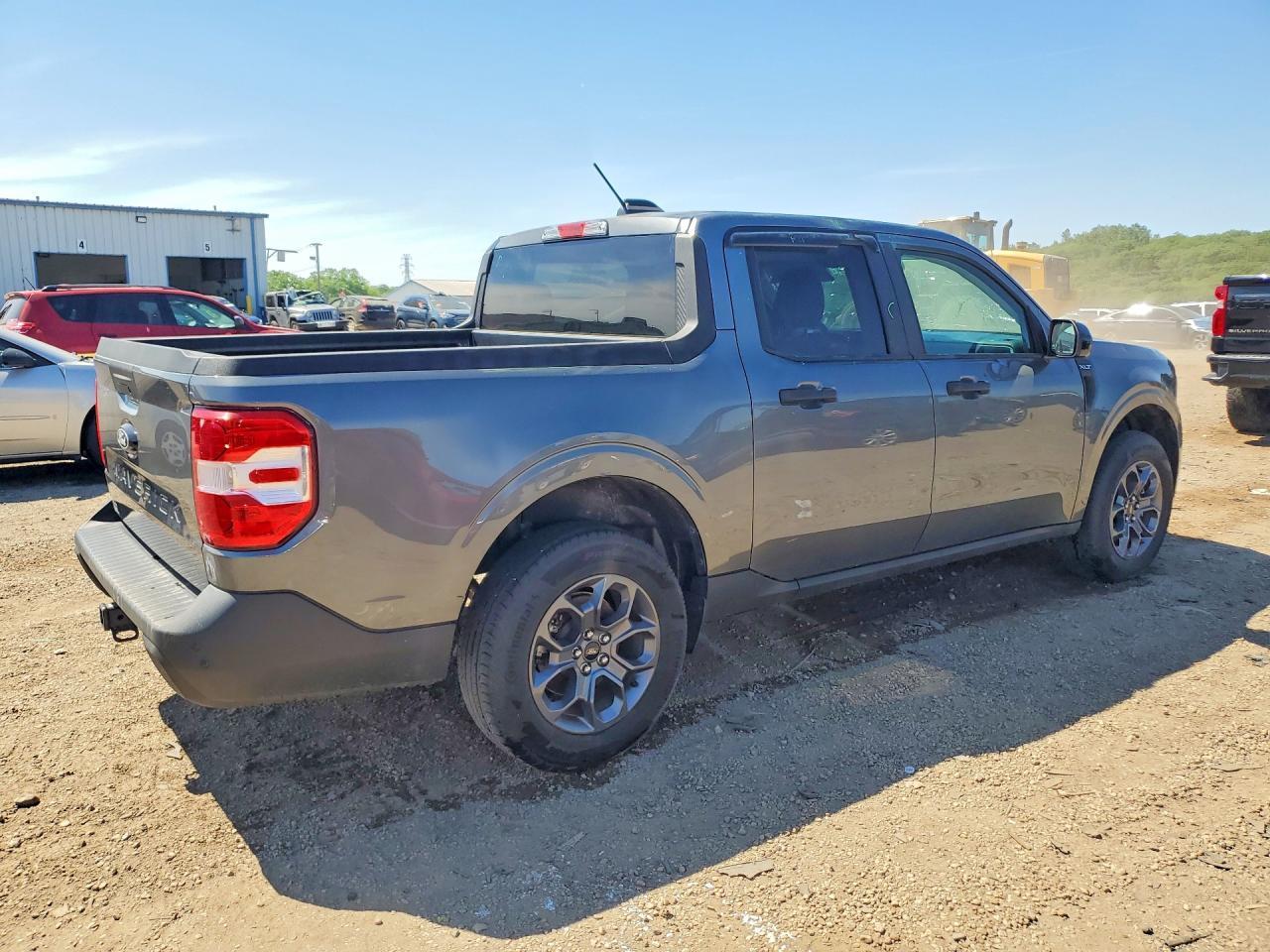 2025 Ford Maverick Xlt - Фото 3