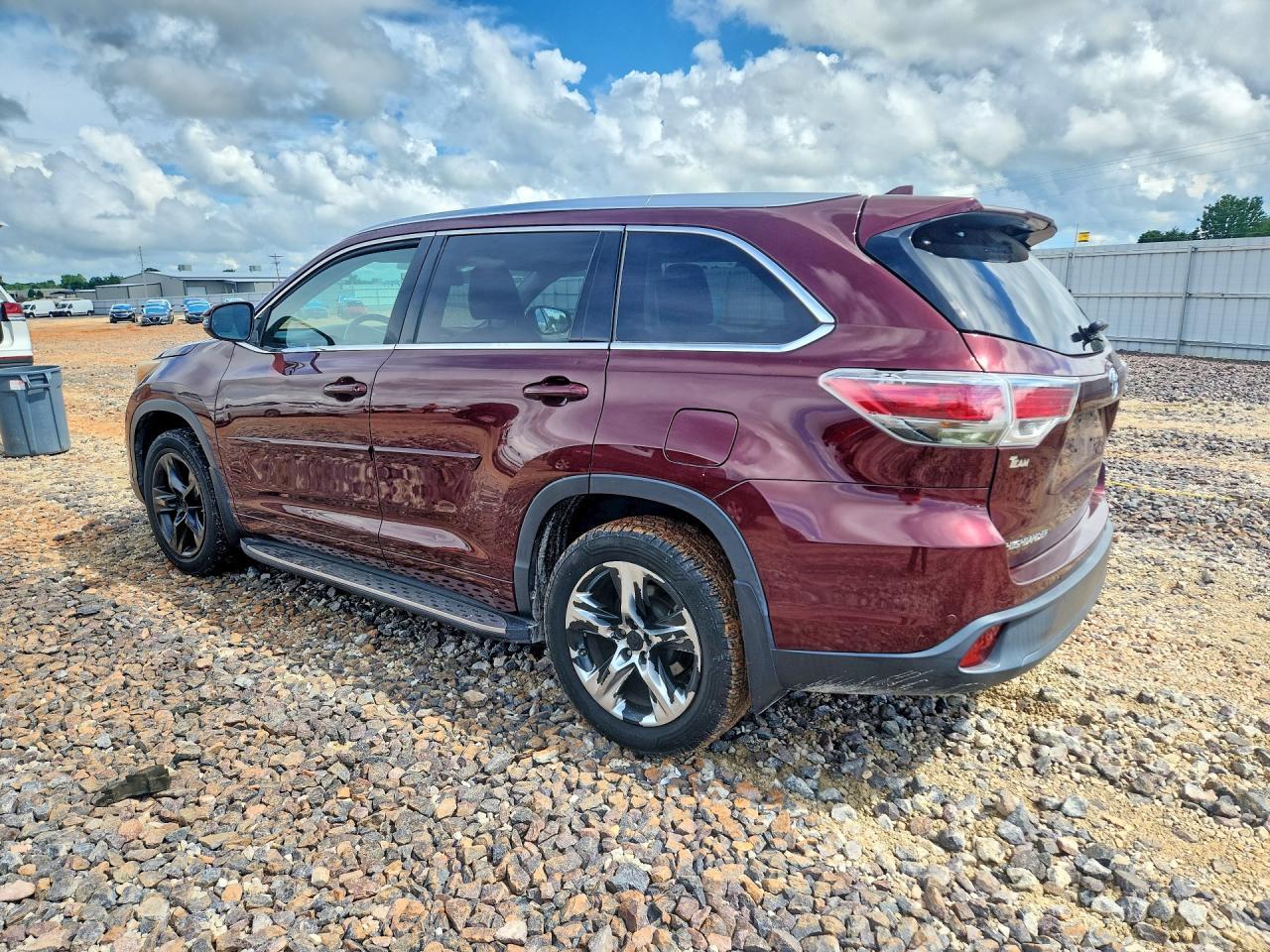 2015 Toyota Highlander Limited - Image 3