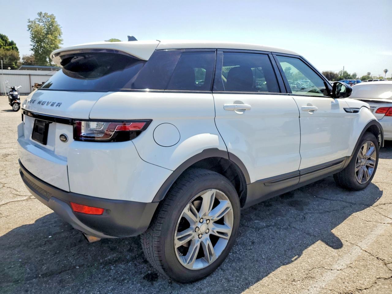 2016 Land Rover Range Rover Evoque Se - Фото 3