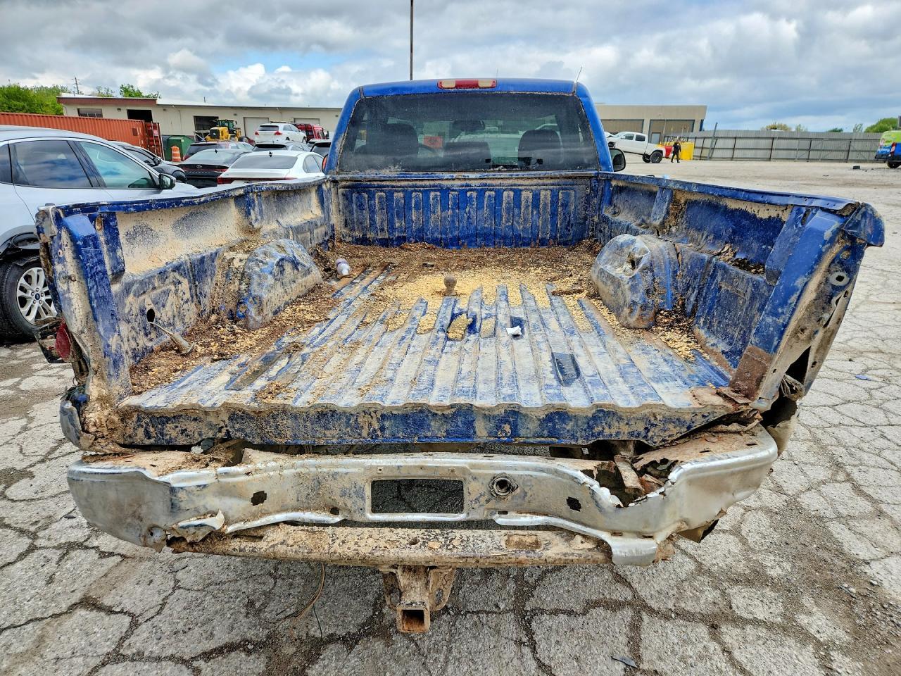2004 Chevrolet Silverado K2500 Heavy Duty - Фото 6