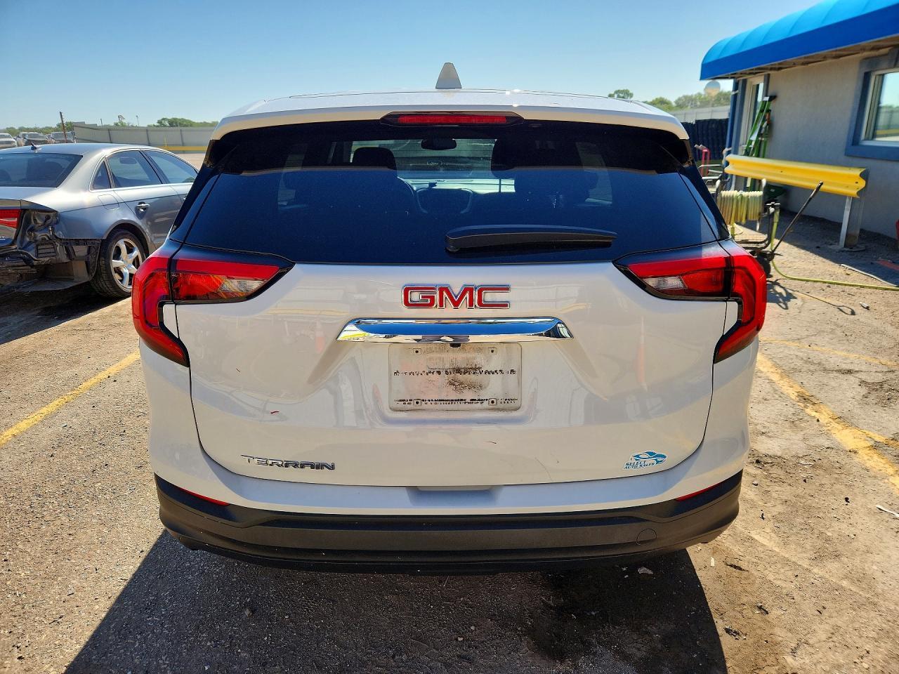 2018 GMC Terrain Sle - Image 6