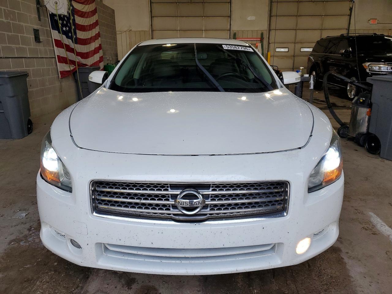 2014 Nissan Maxima 3.5 Sv - Image 5