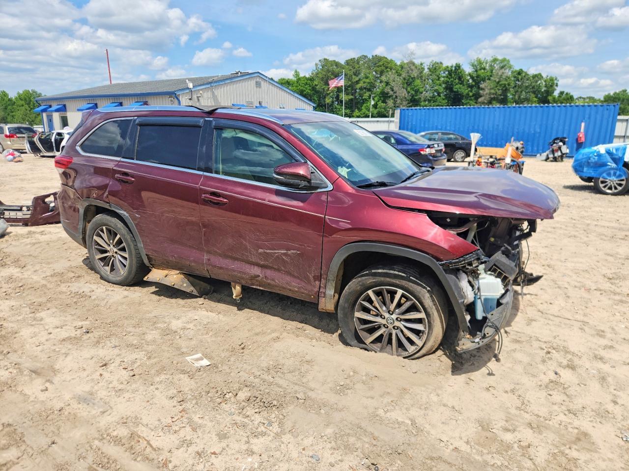 2017 Toyota Highlander Xle - Фото 4