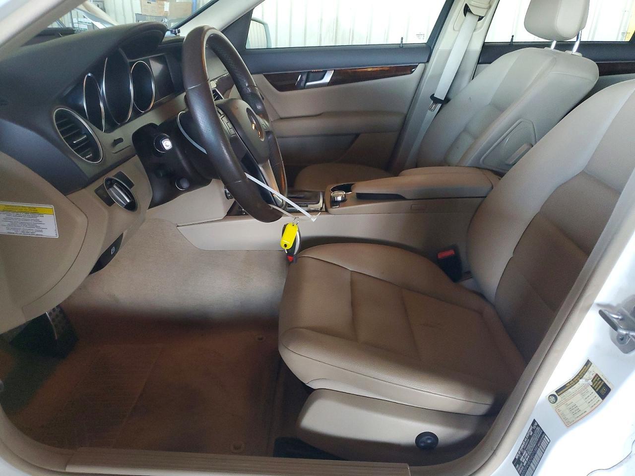 2013 Mercedes-Benz C 250 - Фото 7