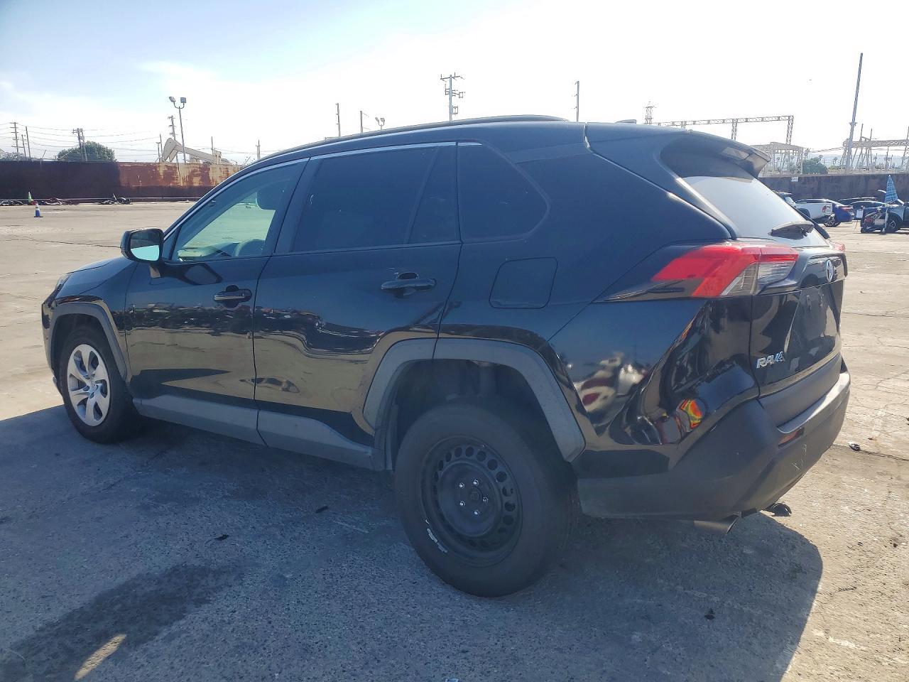 2019 Toyota Rav4 Le - Фото 2