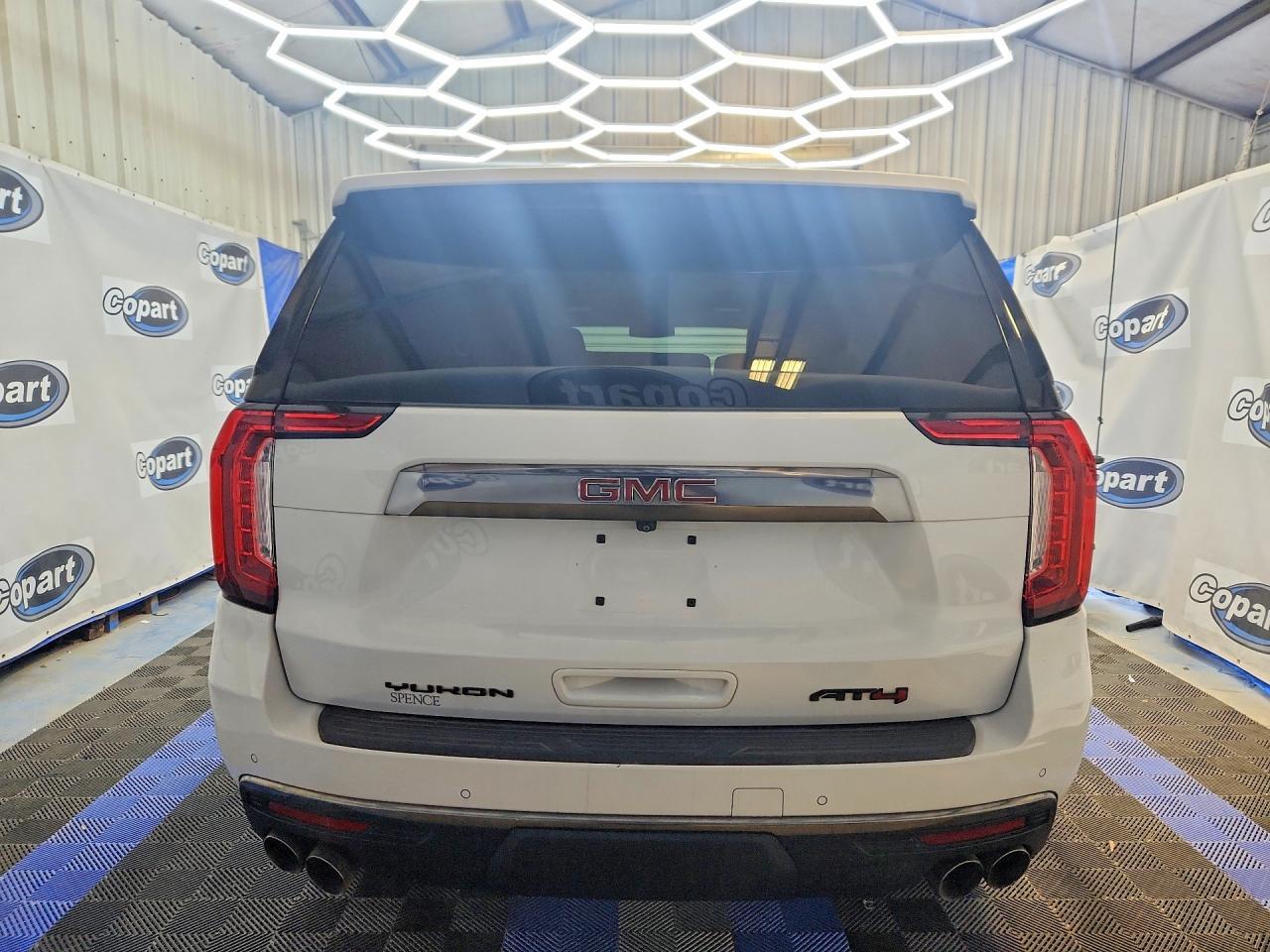 2023 GMC Yukon At4 - Image 6