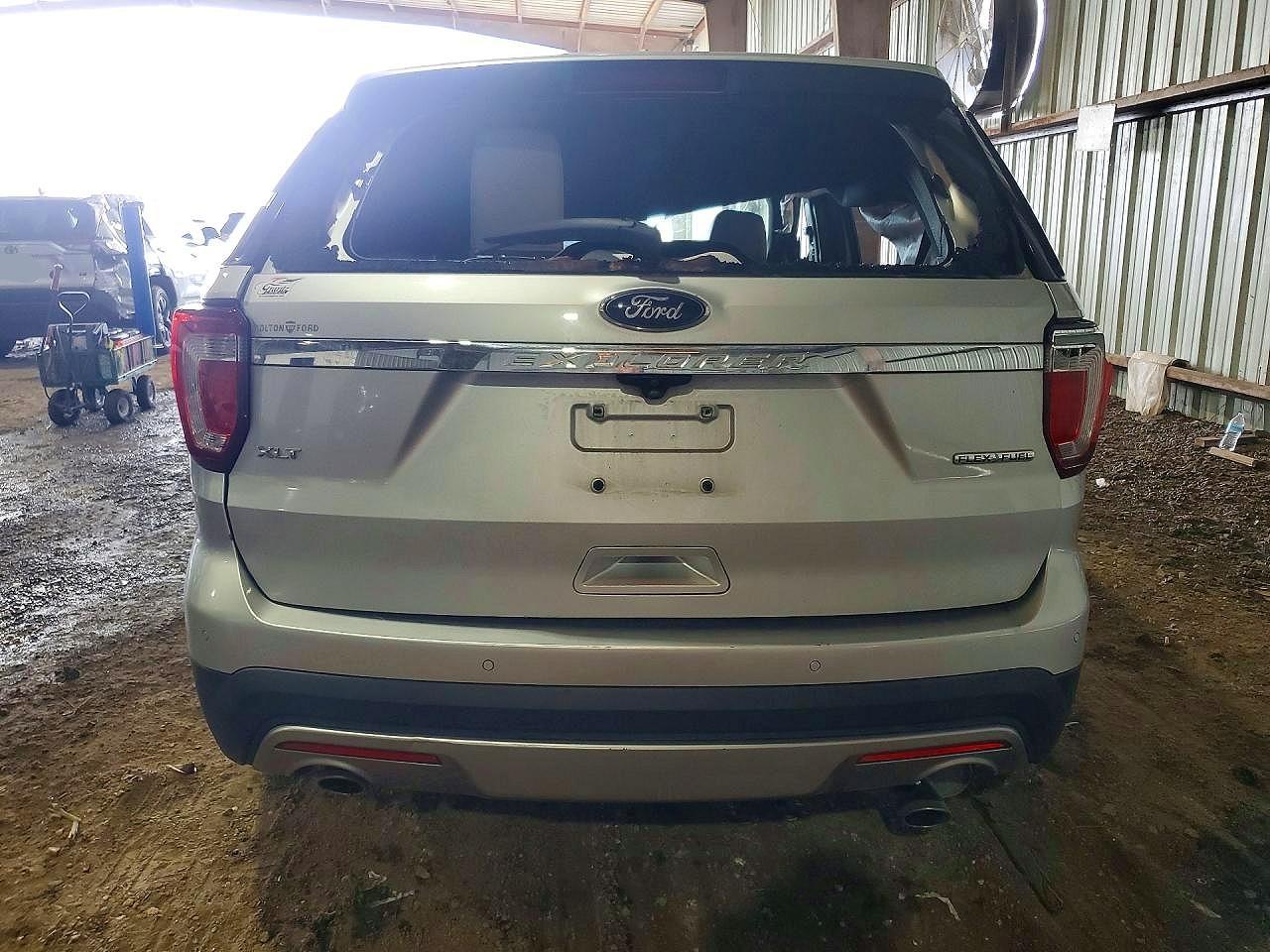 2016 Ford Explorer Xlt - Фото 6