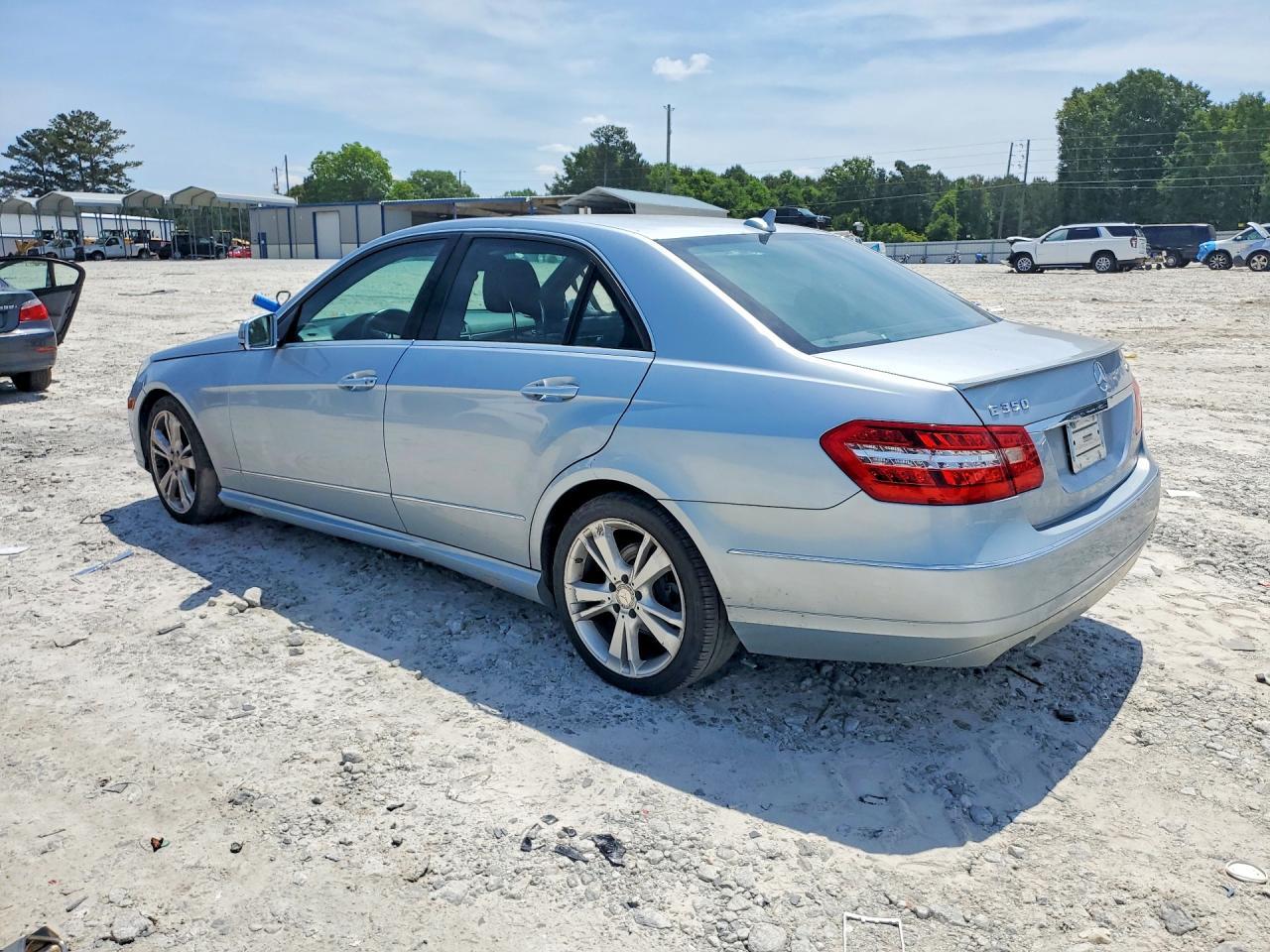2013 Mercedes-Benz E 350 4Matic - Фото 2