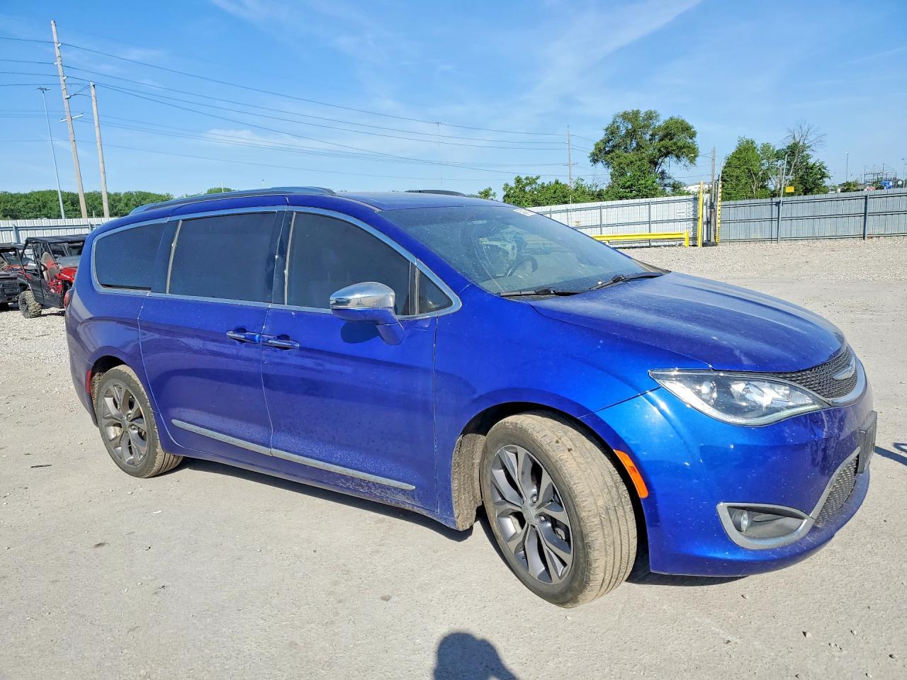 2020 Chrysler Pacifica Limited - Фото 4