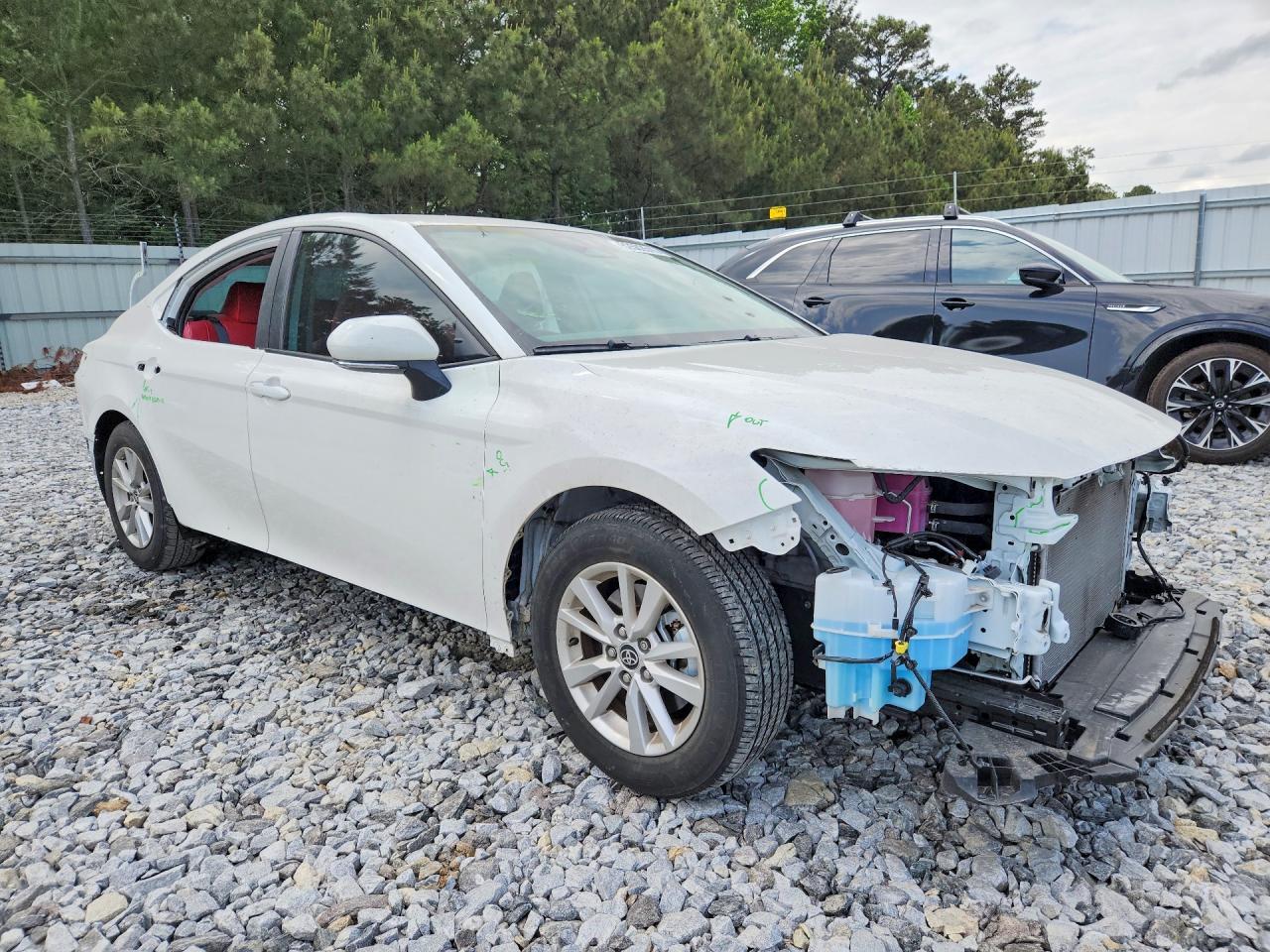 2025 Toyota Camry Le - Image 4