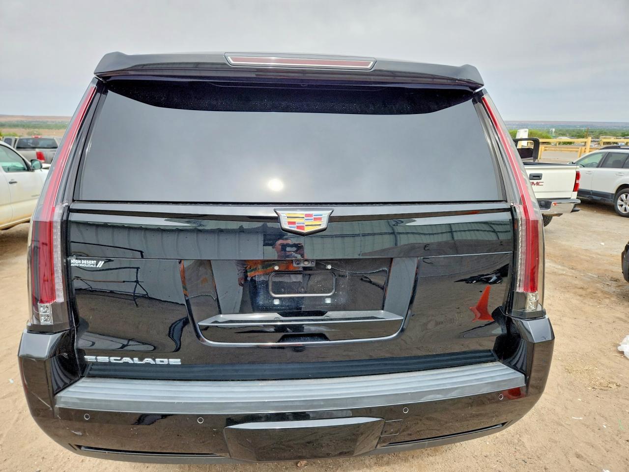 2019 Cadillac Escalade Luxury - Image 6