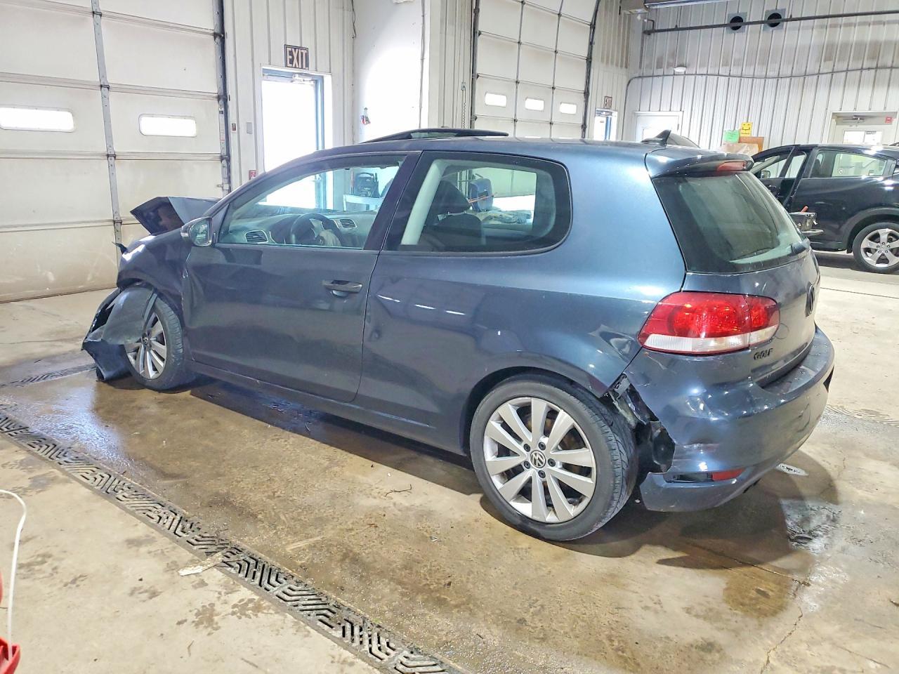 2012 Volkswagen Golf - Фото 2