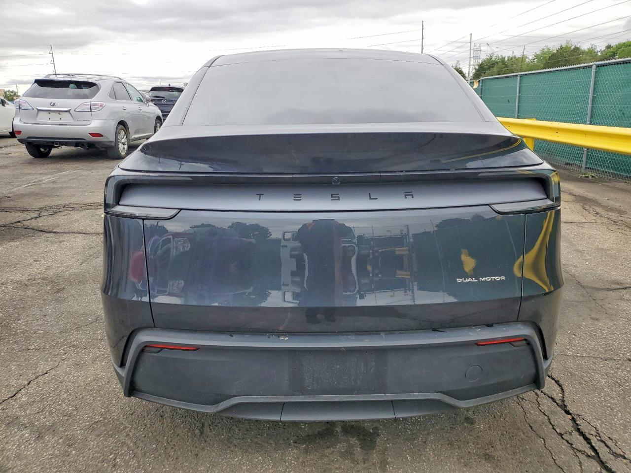 2026 Tesla Model Y - Image 6