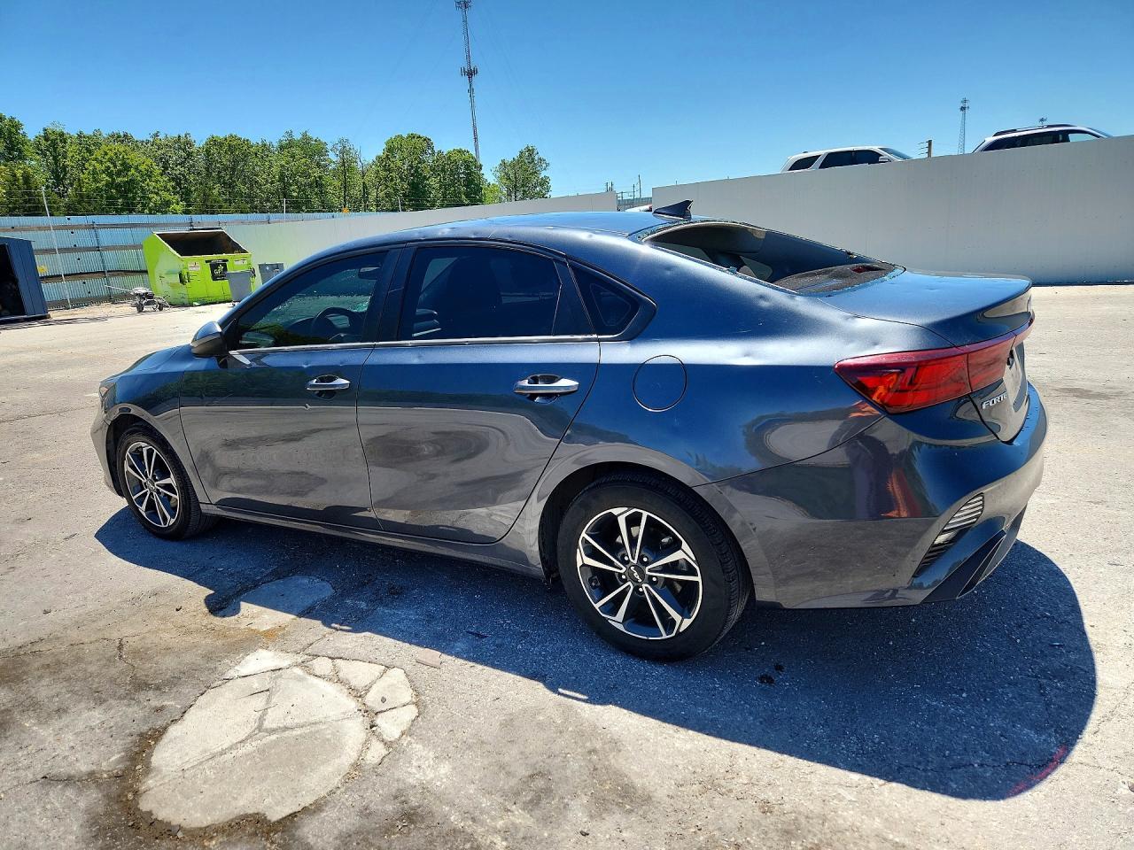 2024 Kia Forte Lxs - Image 2