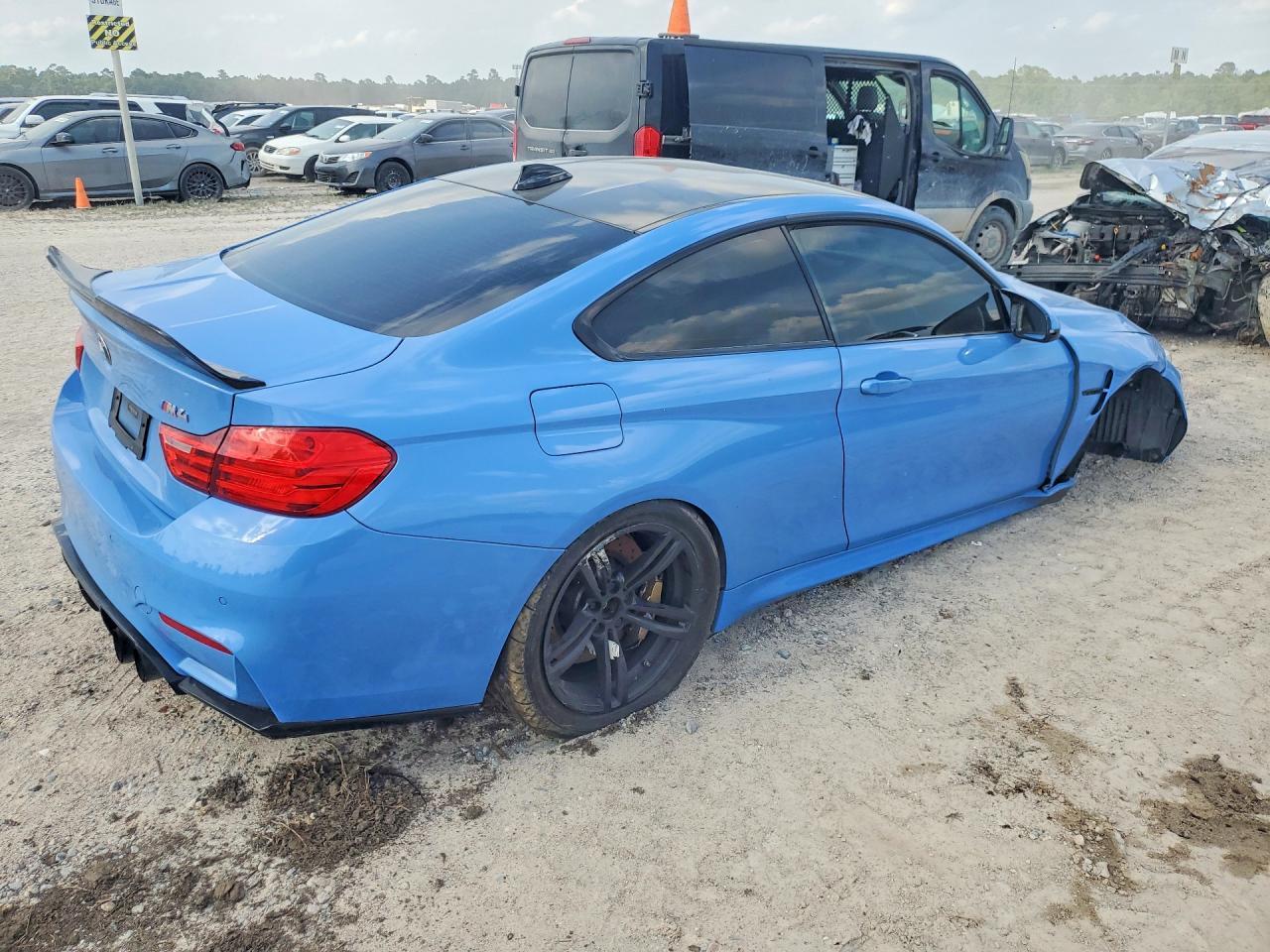 2015 BMW M4 - Фото 3