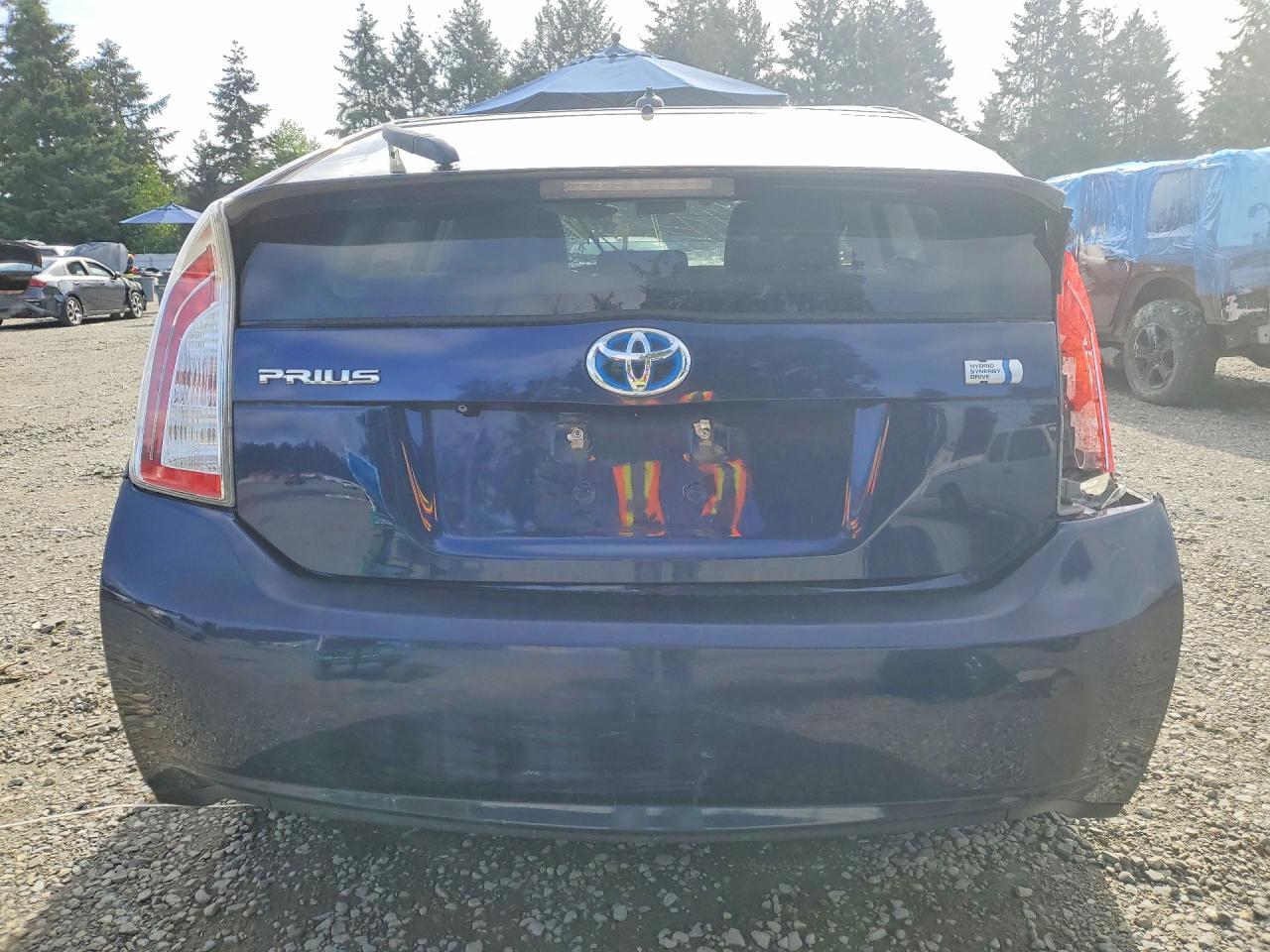 2013 Toyota Prius Three - Фото 6