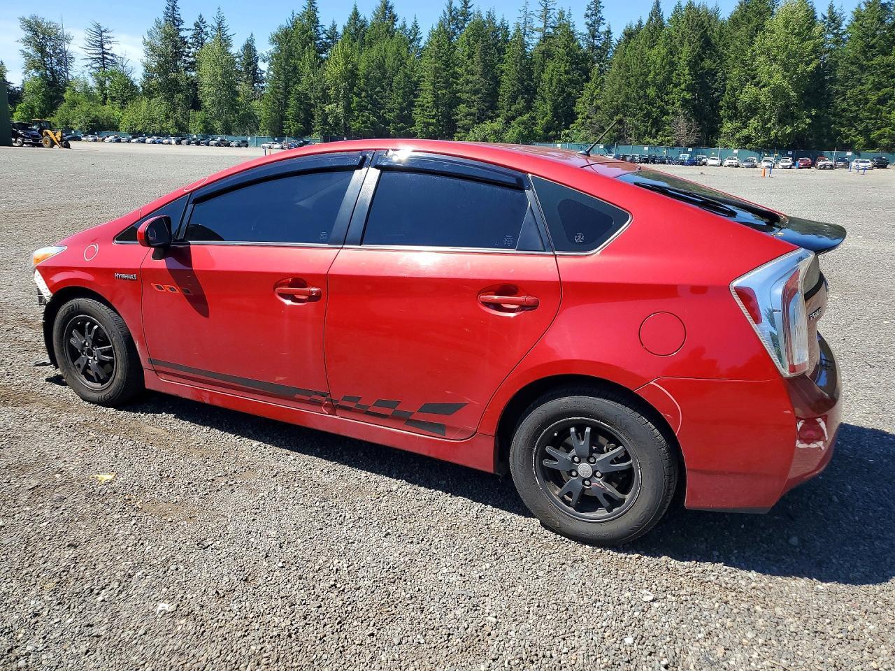 2014 Toyota Prius Two - Фото 2