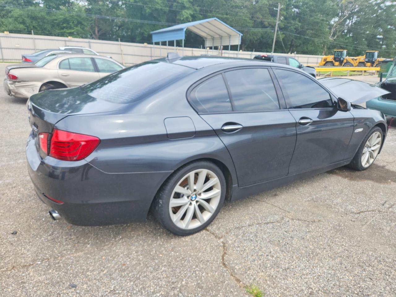 2011 BMW 535 I - Фото 3