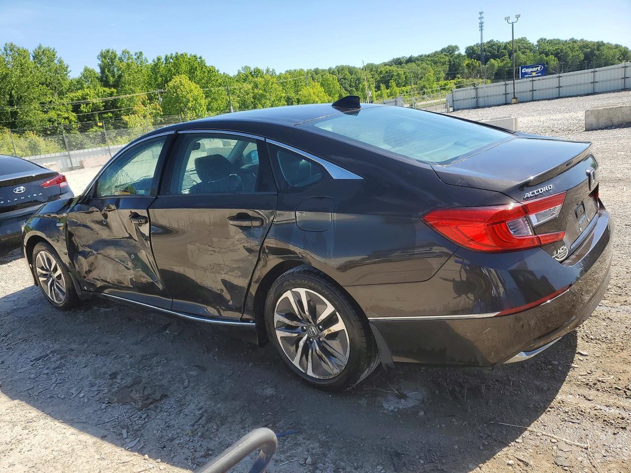 2018 Honda Accord Hybrid Exl - Image 2