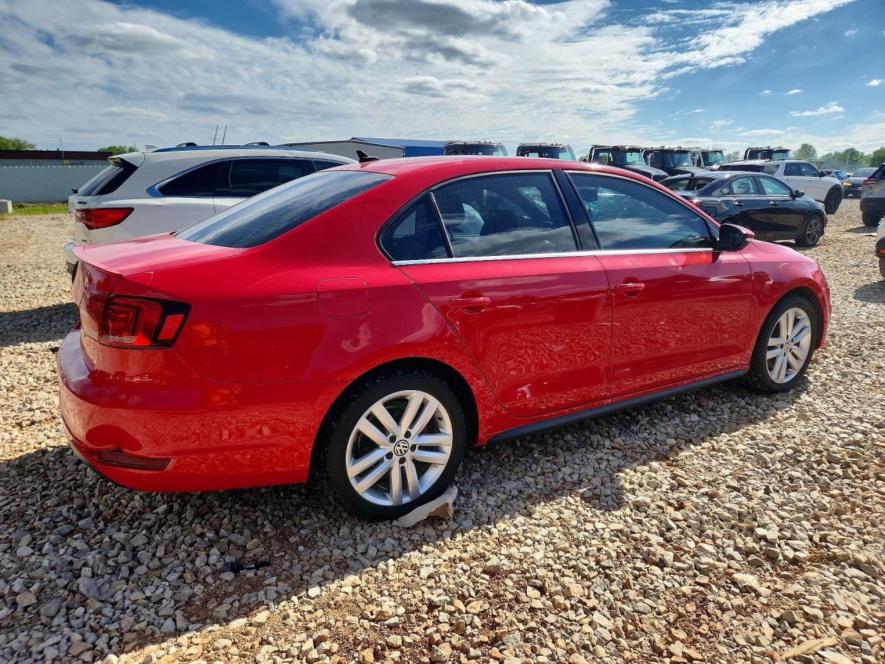 2014 Volkswagen Jetta Gli - Image 3