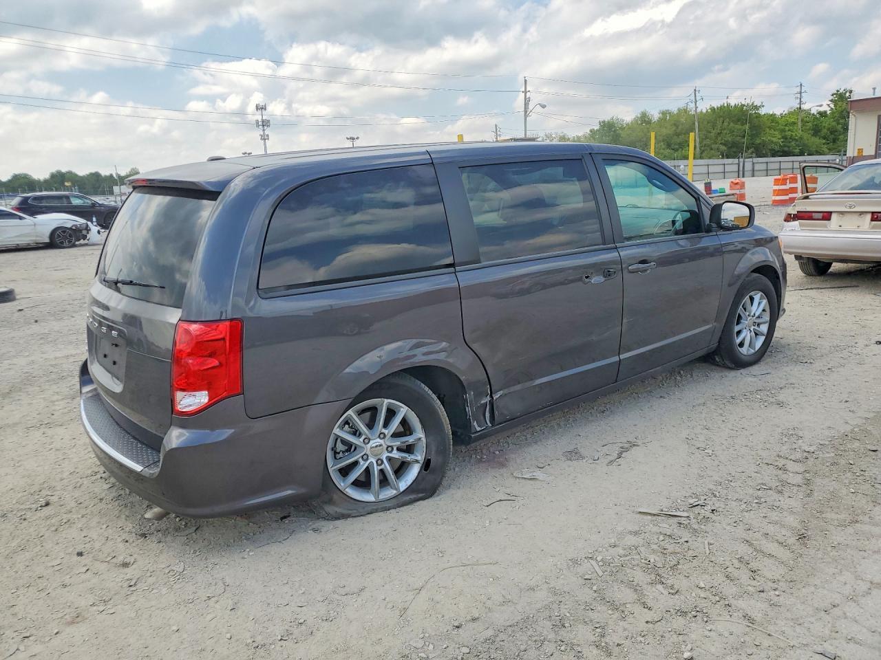 2020 Dodge Grand Caravan Se - Фото 3