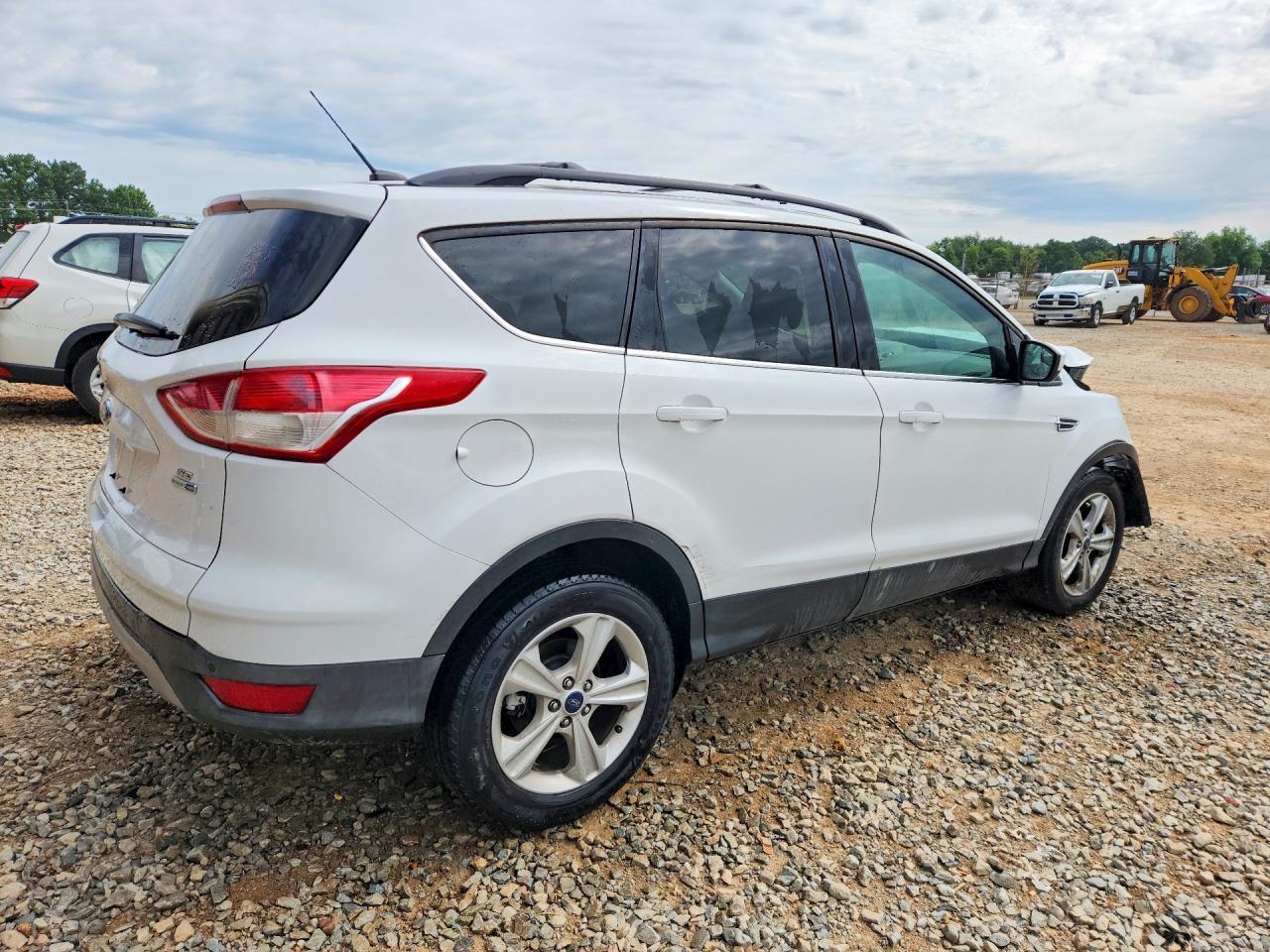 2016 Ford Escape Se - Фото 3