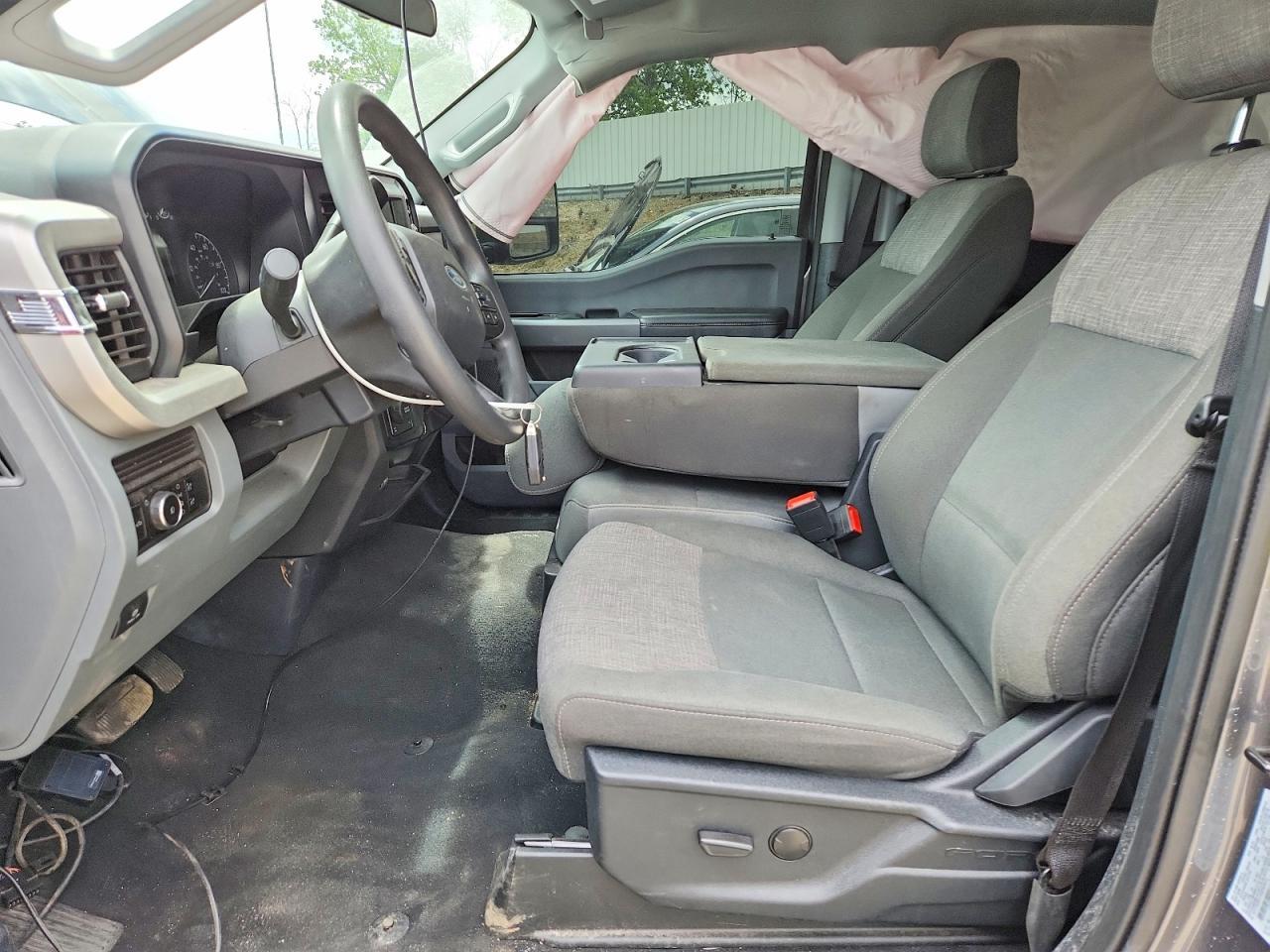 2025 Ford F250 Super Duty - Image 7