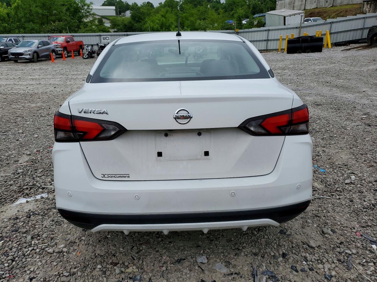 2021 Nissan Versa S - Image 6