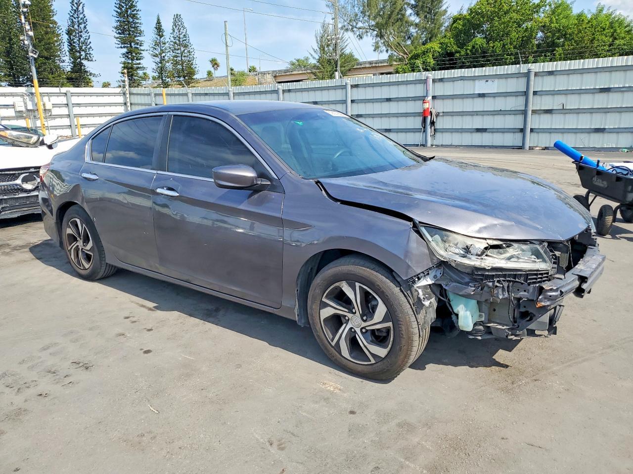 2017 Honda Accord Lx - Image 4
