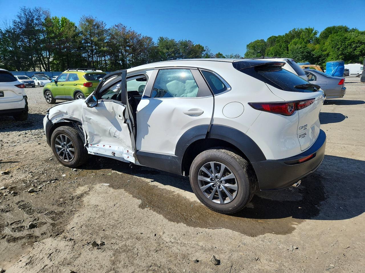 2025 Mazda Cx-30 - Фото 2