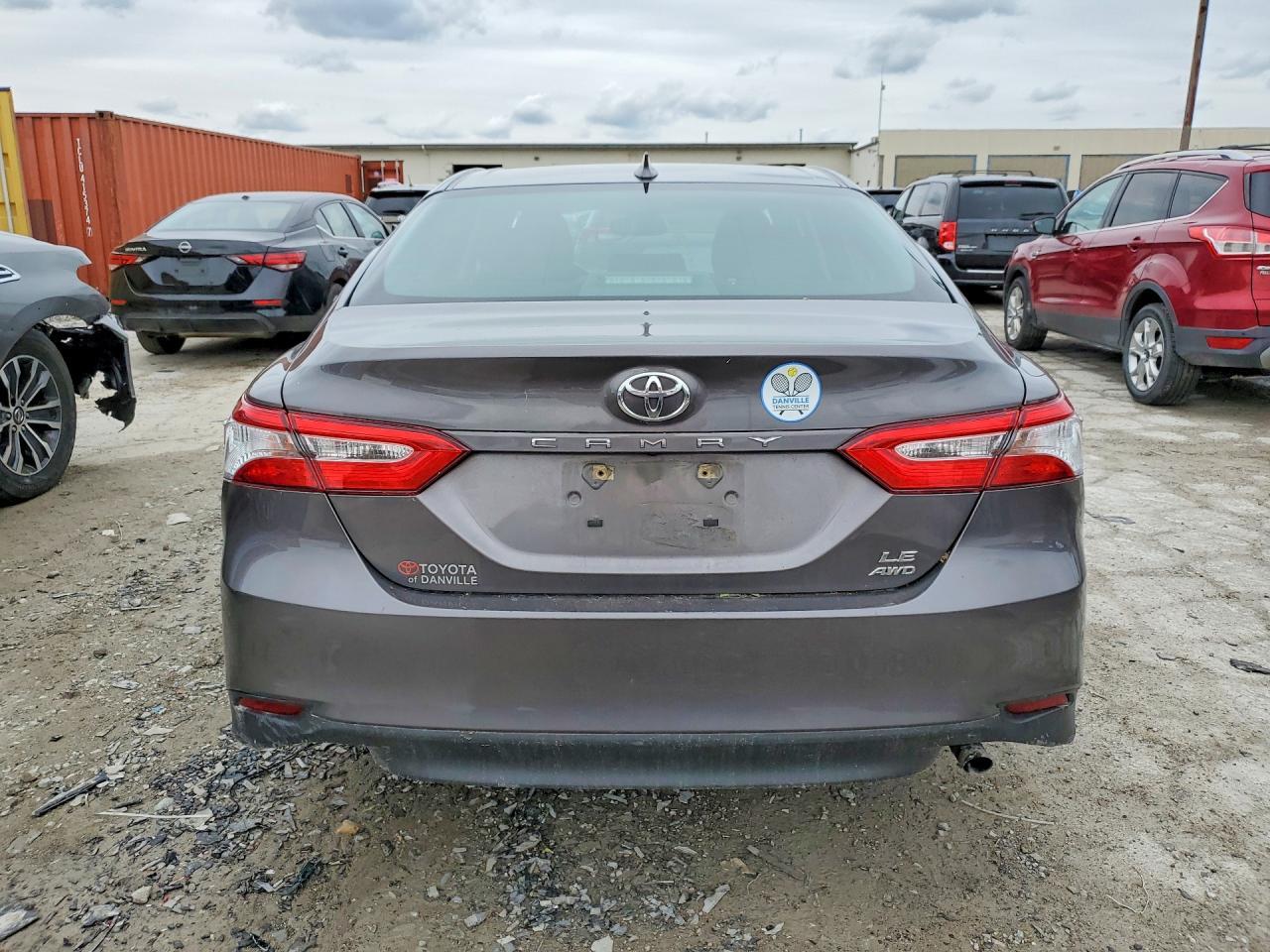 2020 Toyota Camry Le - Image 6