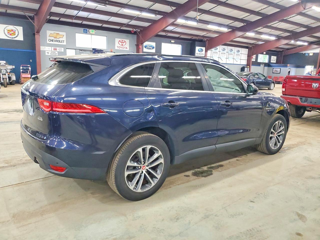 2019 Jaguar F-Pace Premium - Image 3