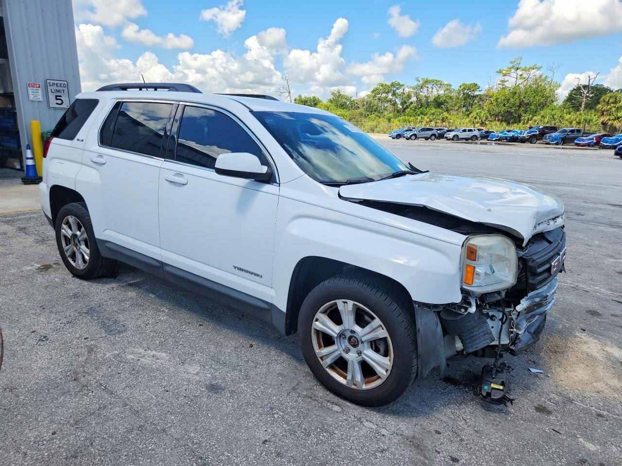 2017 GMC Terrain Sle - Фото 4