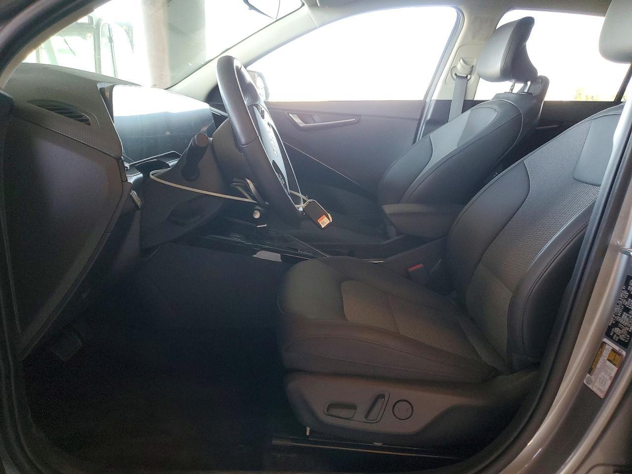 2024 Kia Niro Ex - Image 7