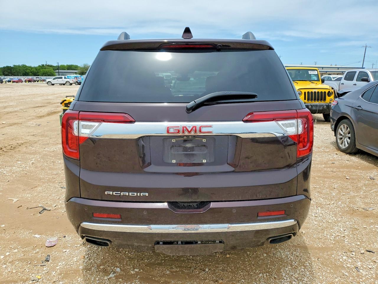 2020 GMC Acadia Denali - Фото 6