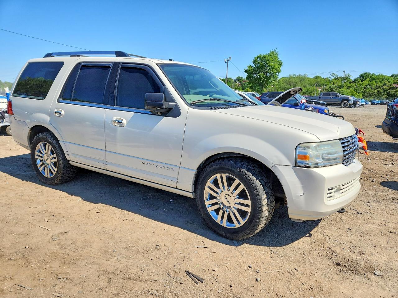 2008 Lincoln Navigator - Image 4