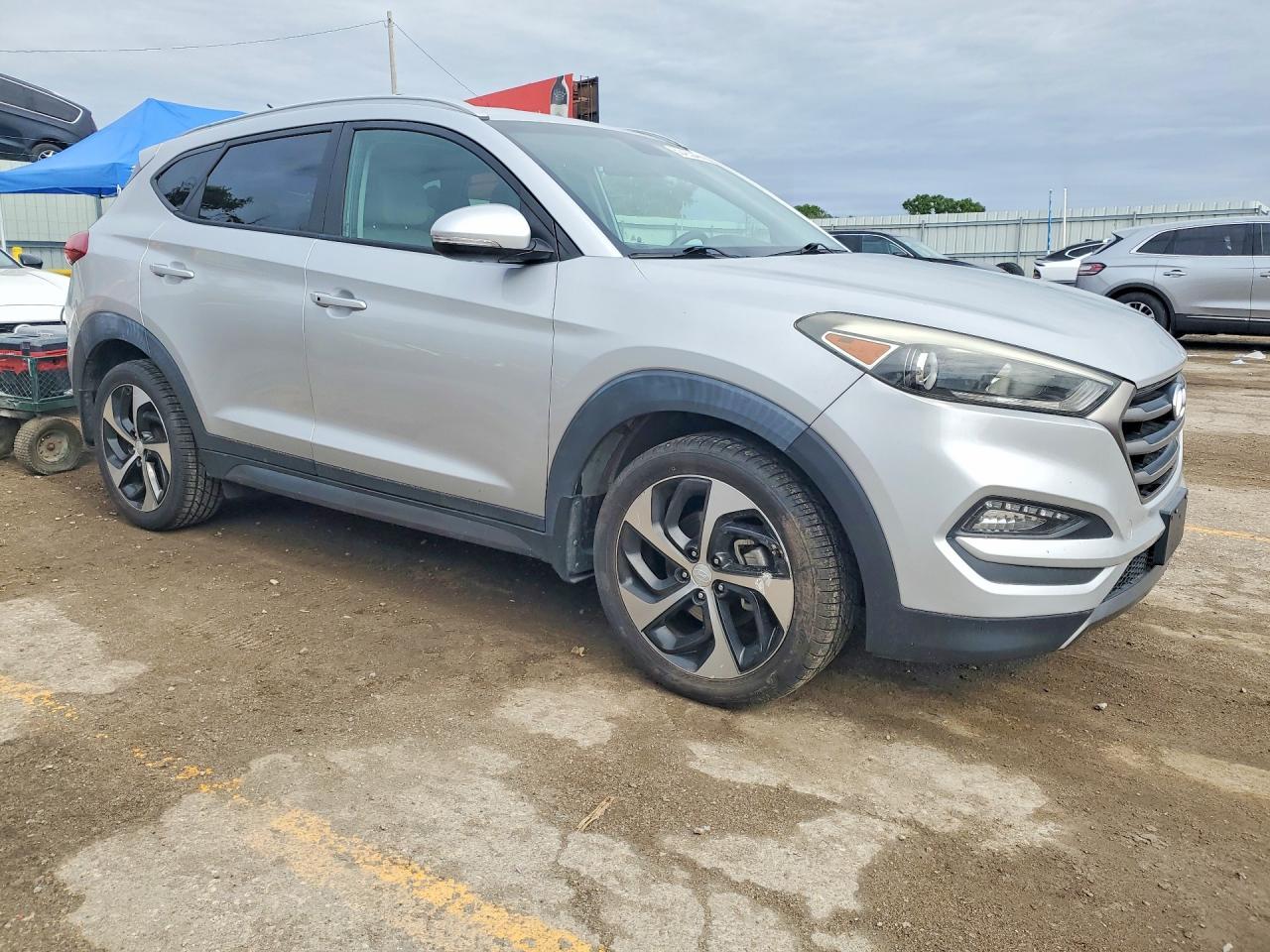 2016 Hyundai Tucson Sport - Image 4
