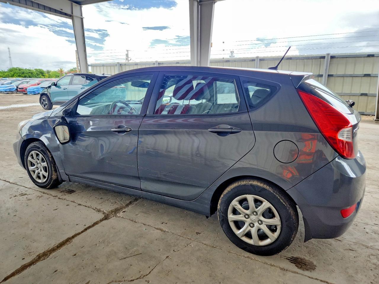 2013 Hyundai Accent Gs - Фото 2
