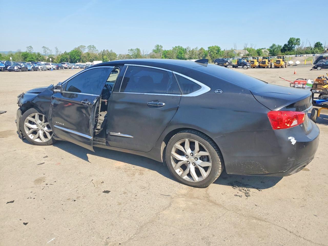 2015 Chevrolet Impala Ltz - Image 2