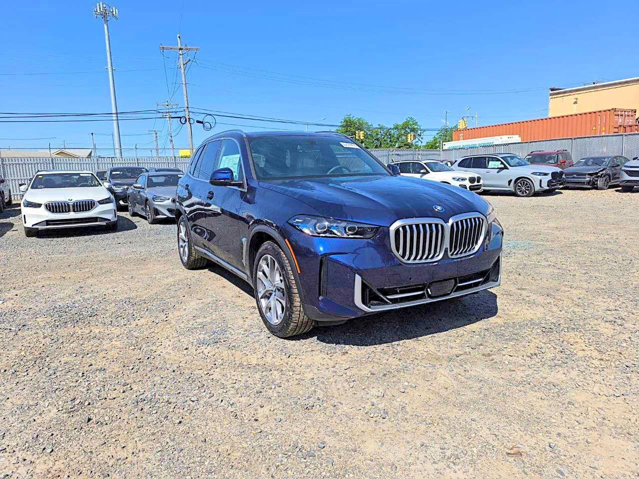 2026 BMW X5 xDrive50E - Фото 3