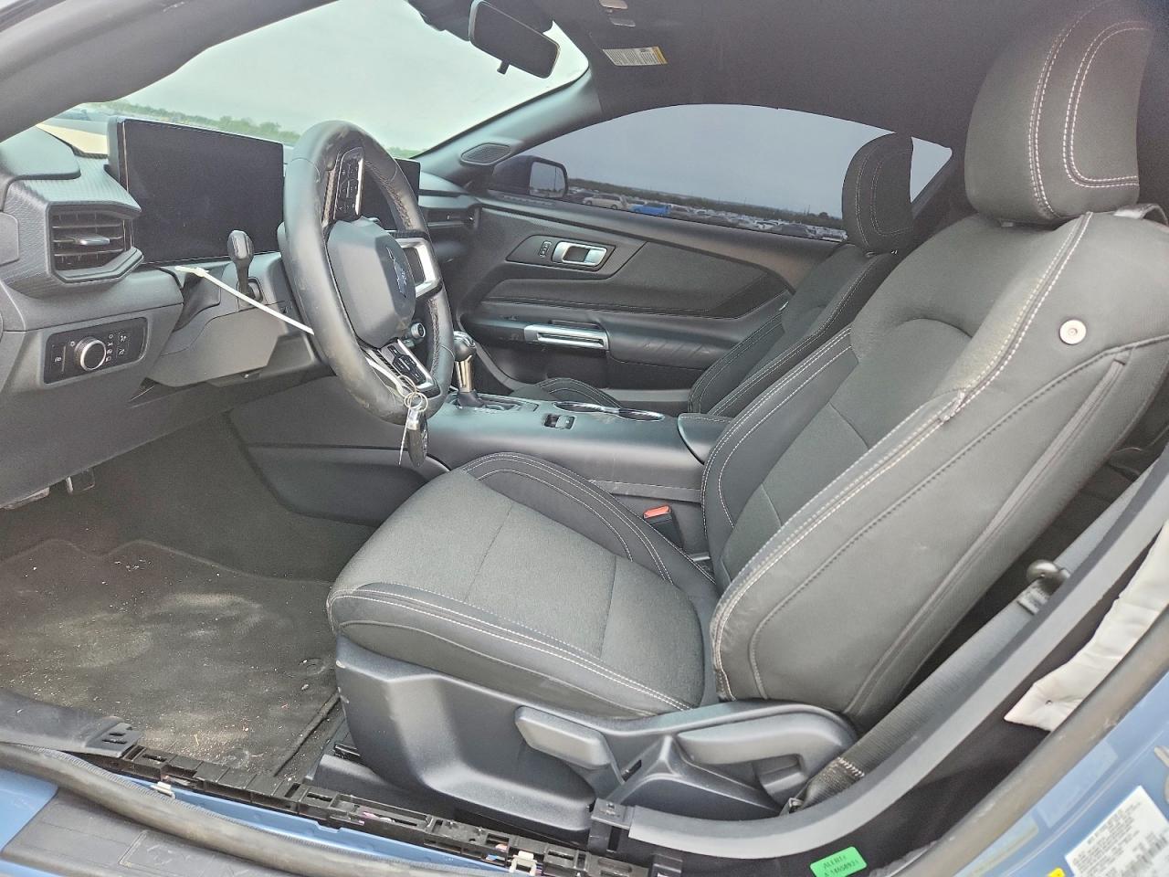 2024 Ford Mustang - Image 7