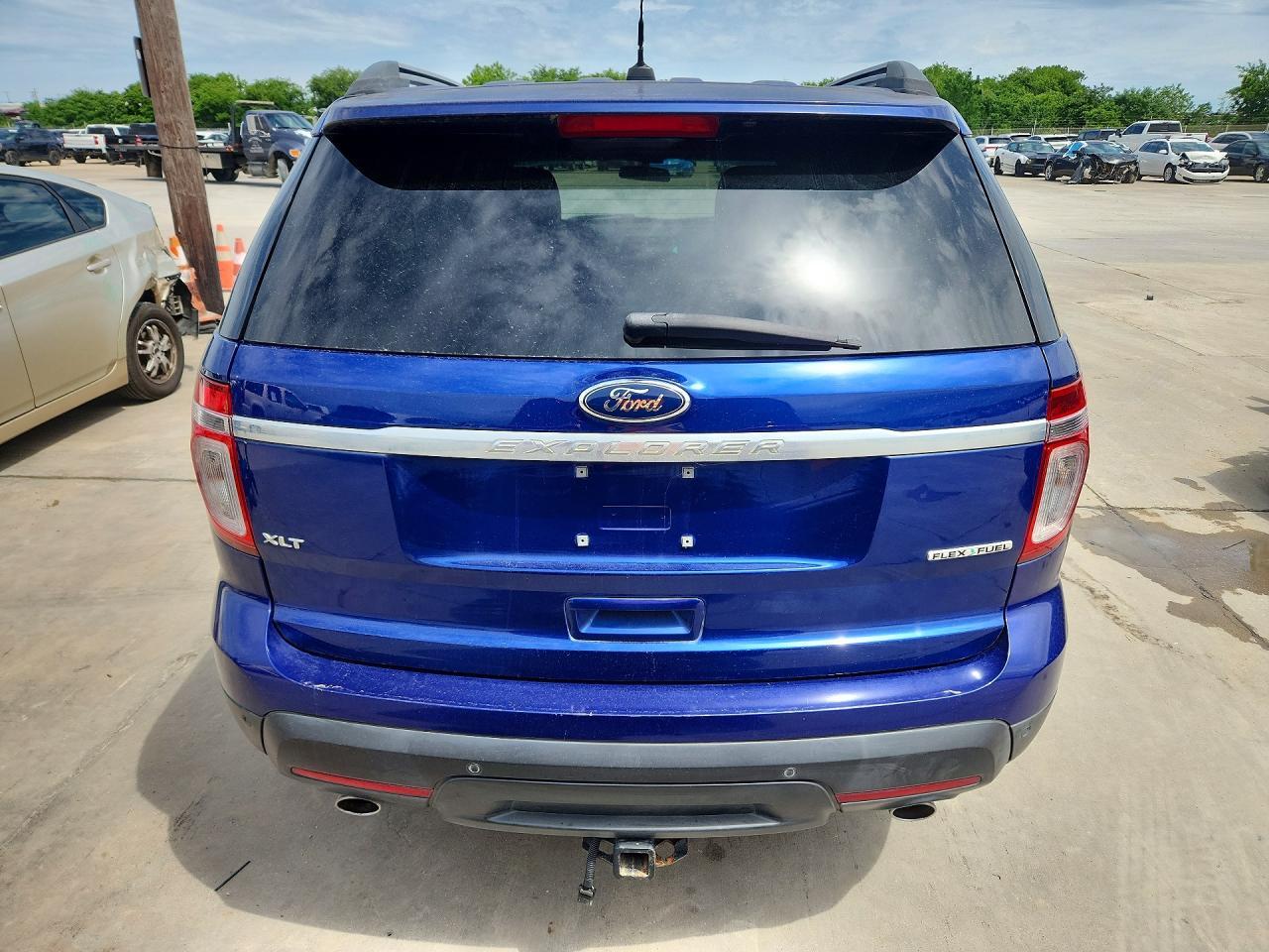 2015 Ford Explorer Xlt - Фото 6