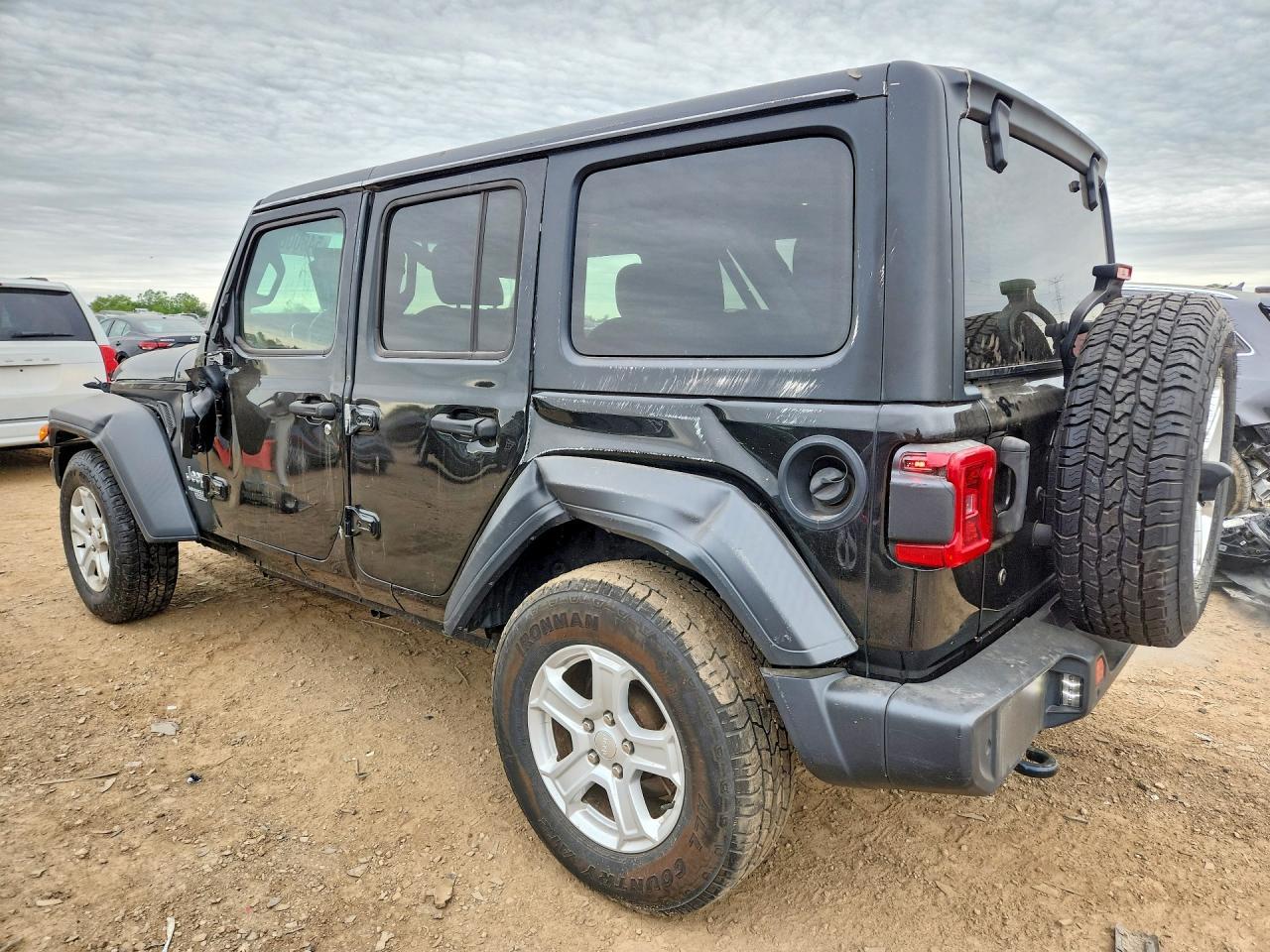 2019 Jeep Wrangler Unlimited Sport - Фото 2