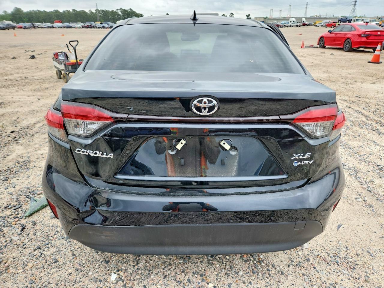 2026 Toyota Corolla Hybrid Xle - Фото 6