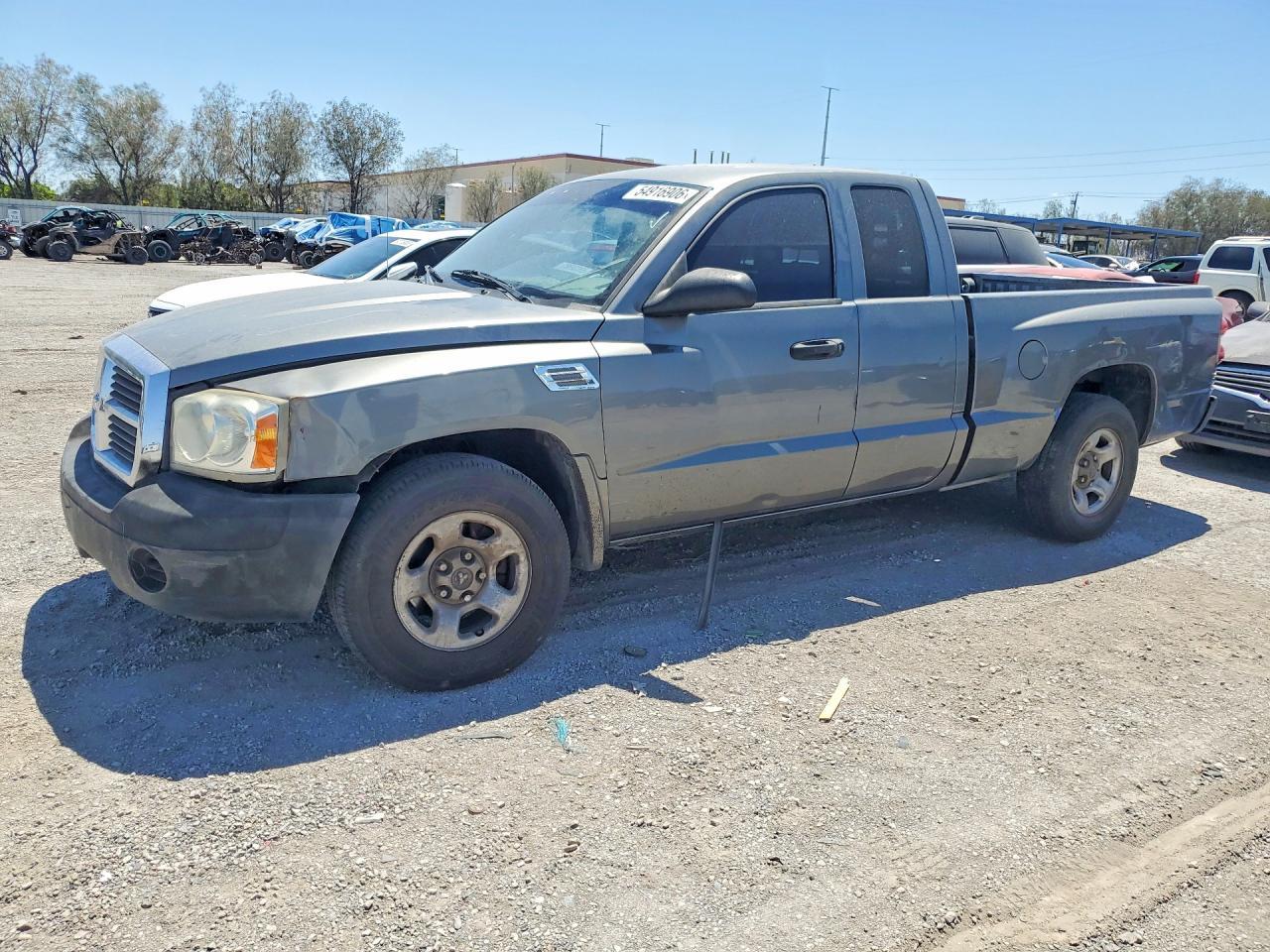 2005 Dodge Dakota St