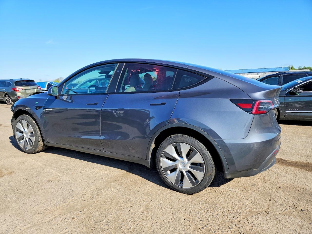 2023 Tesla Model Y - Фото 2