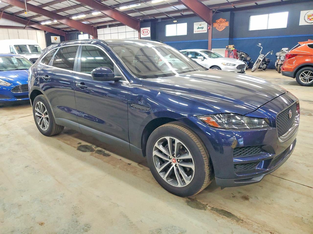 2019 Jaguar F-Pace Premium - Image 4