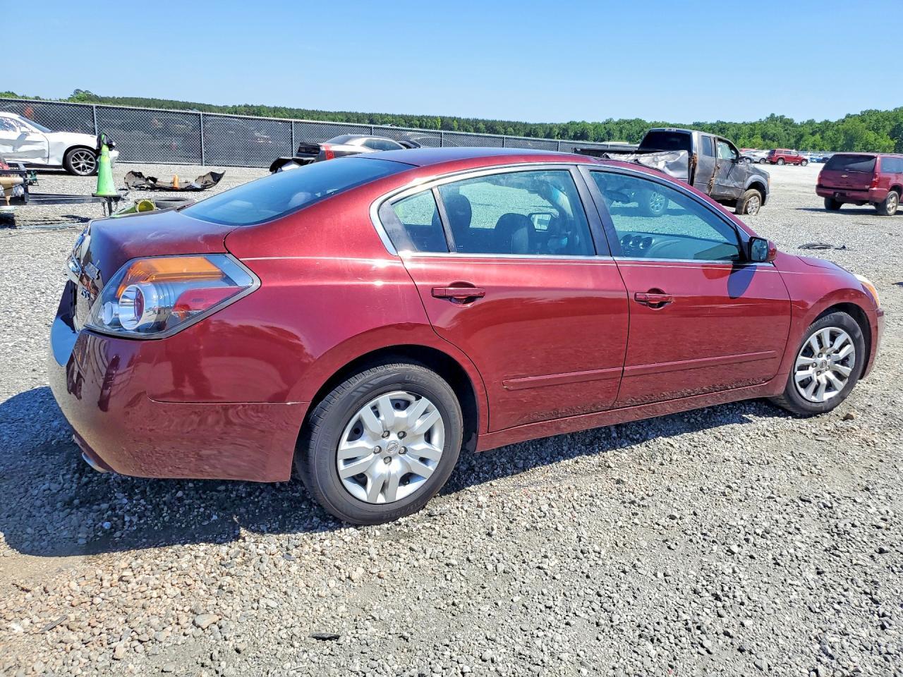 2012 Nissan Altima 2.5 - Фото 3