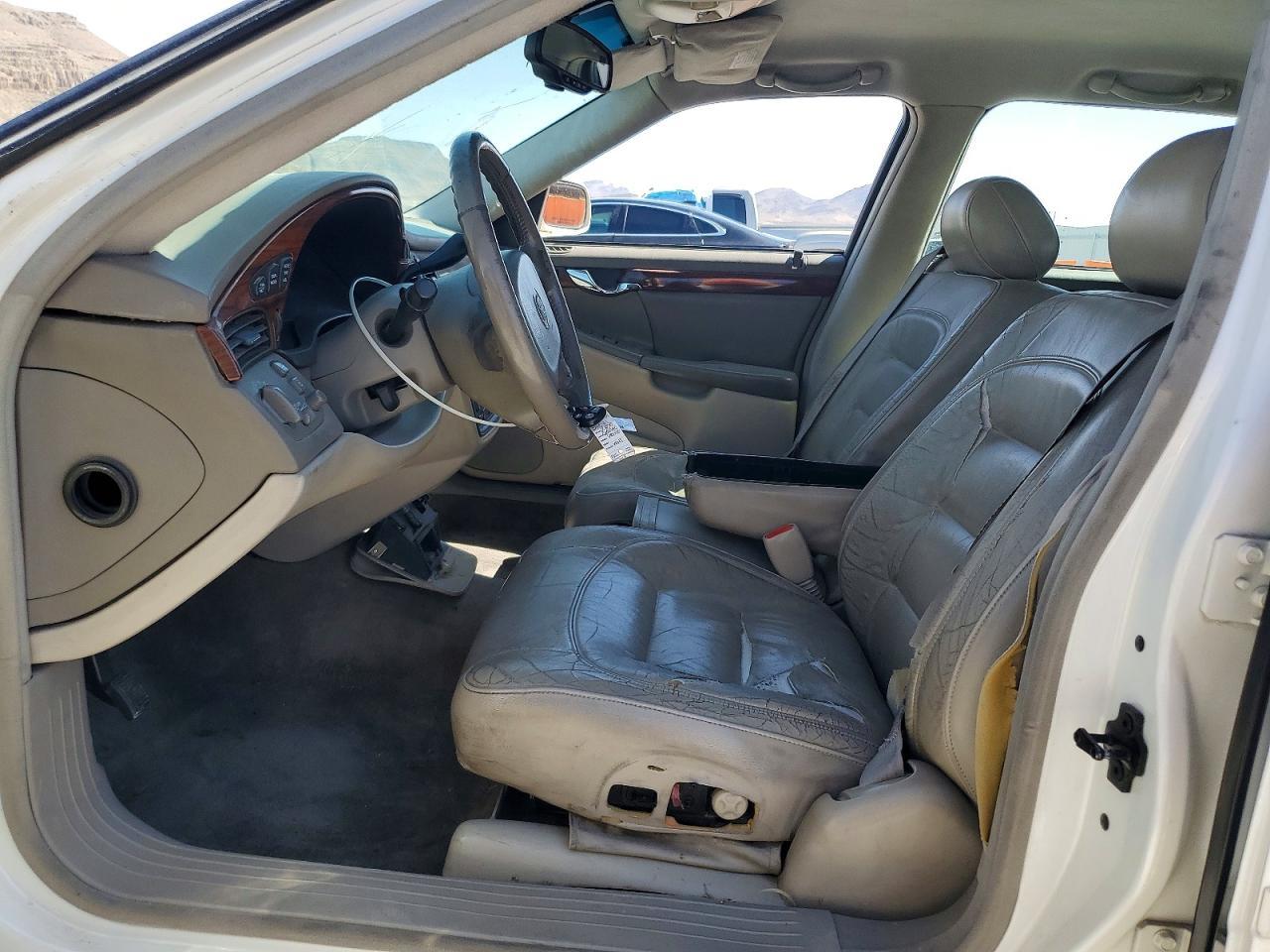 2000 Cadillac Deville - Image 7