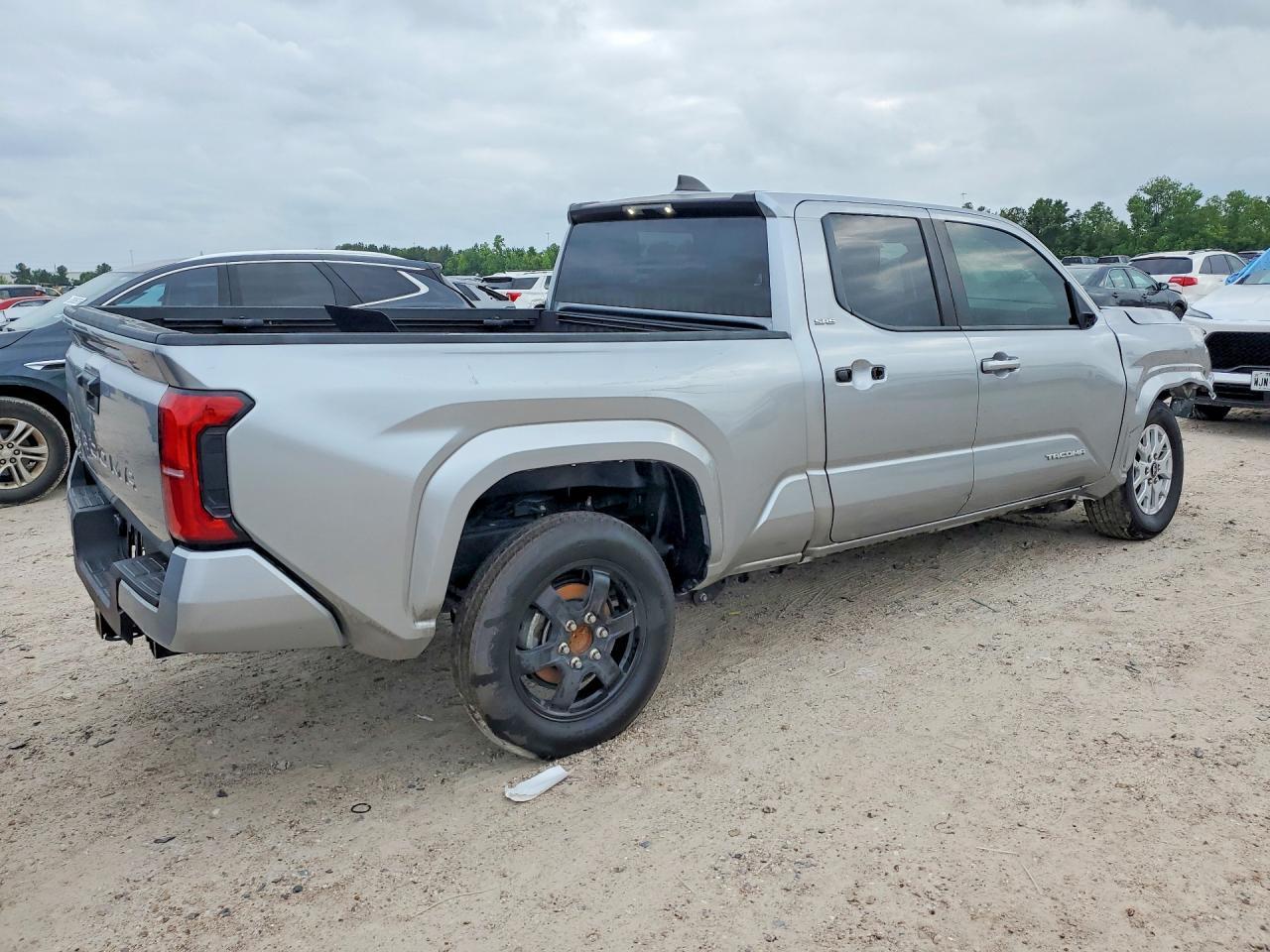 2025 Toyota Tacoma Sr5 - Image 3